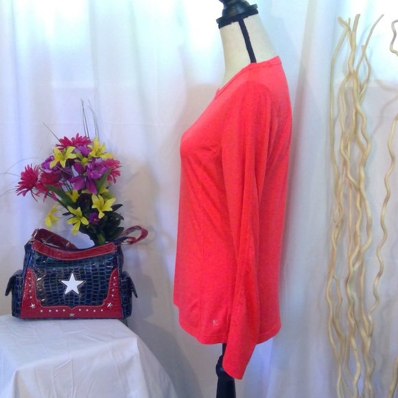 EUC Danskin Top - Picture 4 of 5